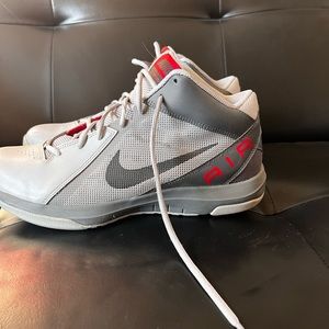 nike men’s basketball shoes